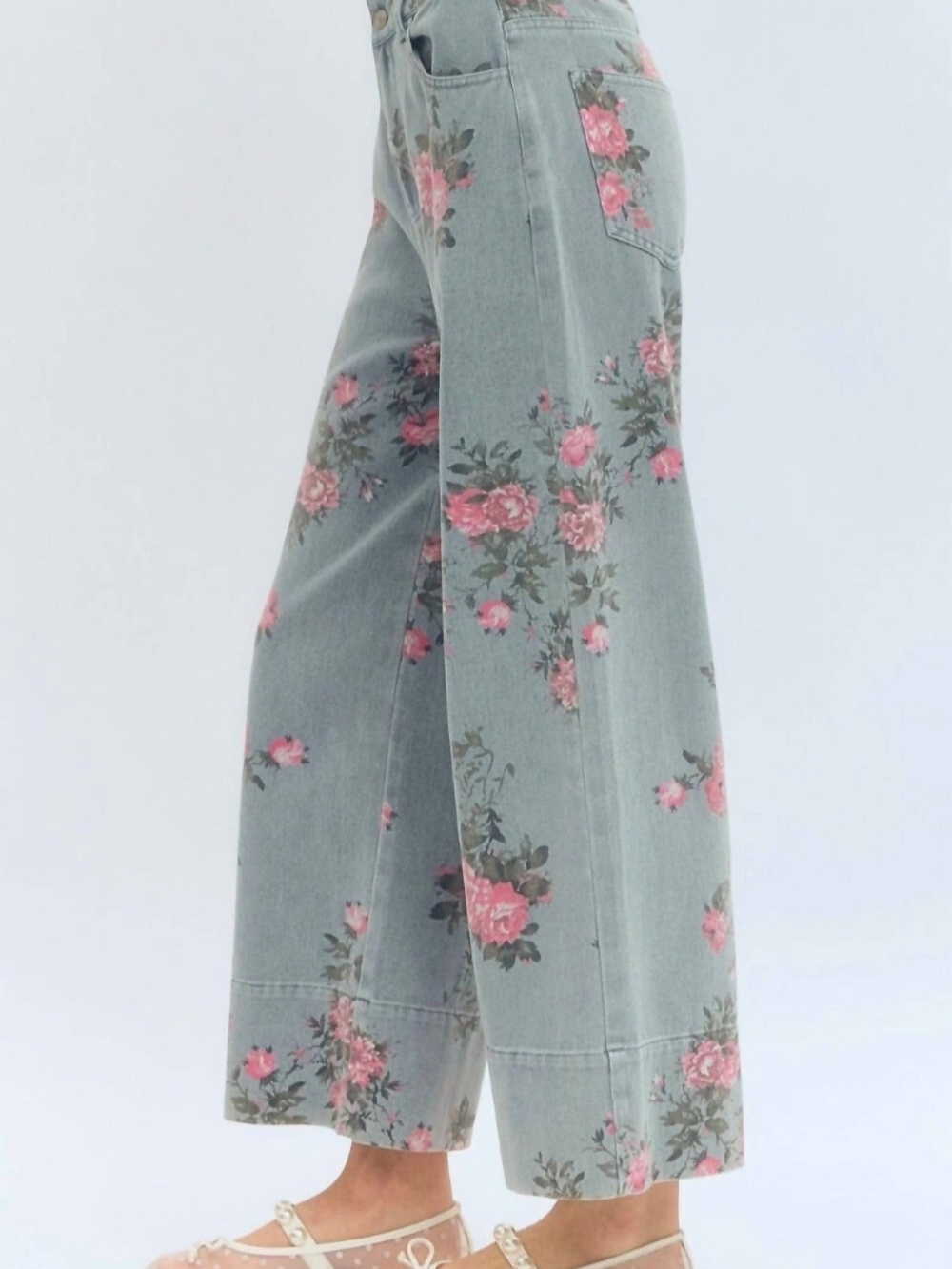 Entro Margaux Light Blue Wide-Leg Jeans with Pink Floral Print Size Small NWT